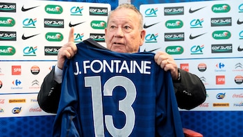 No tenía botines, lo premiaron con un fusil y se retiró a los 28 años: Just Fontaine, el dueño del récord imposible que Messi busca romper