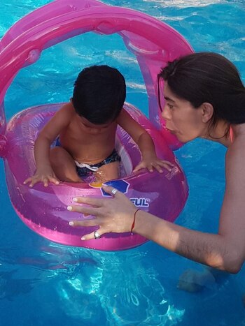 Como madre de tránsito, Gabriela