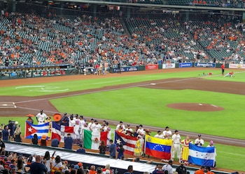 Estados Unidos celebra el Mes de la Herencia Hispana del 15 de septiembre al 15 de octubre en relación con las independencias de varios países de América Latina (Thomas Shea-Imagn Images)