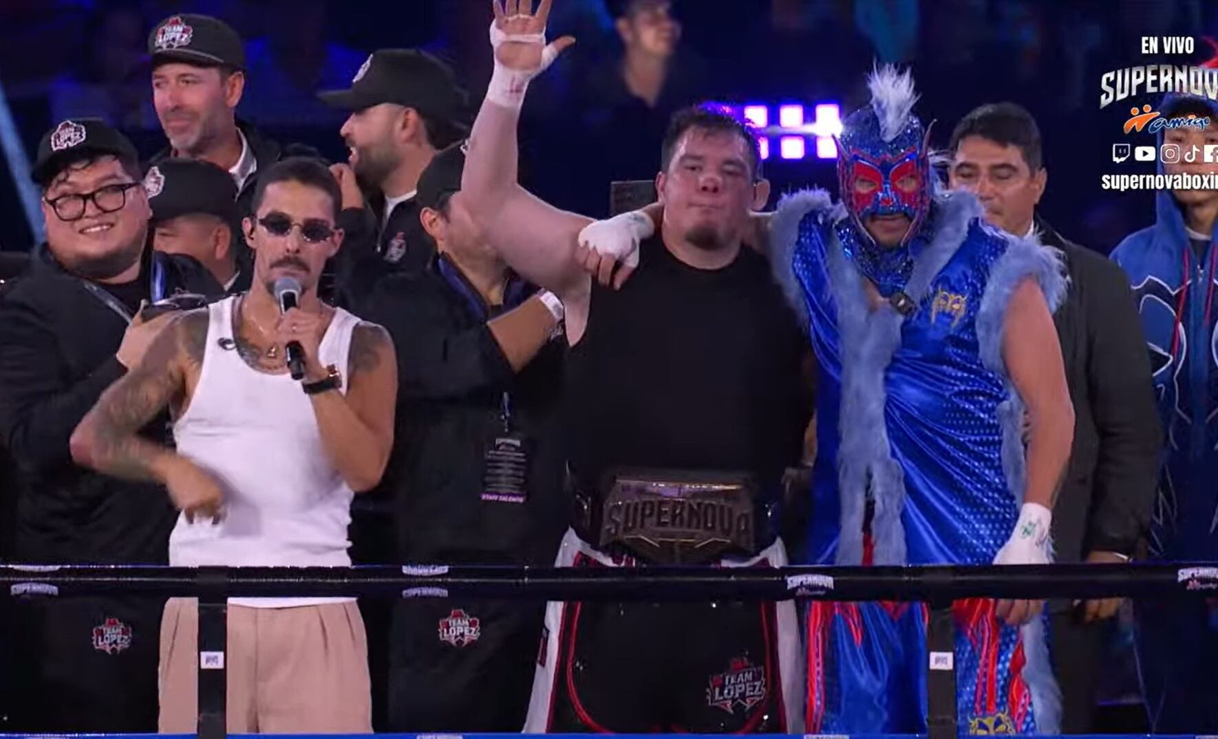 Franco Escamilla superó al Escorpión Dorado (YouTube/ Supernova Strikers Amigo)