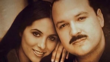 Pepe Aguilar le habría bajado