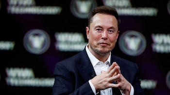 Elon Musk limita el diálogo interno entre su empresa y Cursor ante posibles investigaciones antimonopolio
