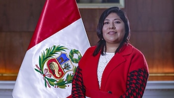 Betssy Chávez aceptó censura del