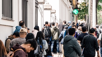 El Gobierno ha recibido 549.595 solicitudes para la regularización de migrantes: se han admitido a trámite más de 91.000