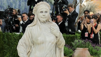 Heidi Klum: así fue como la modelo se convirtió en una estatua viviente para la Met Gala 2026