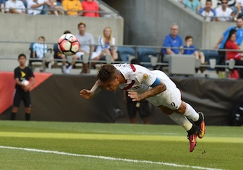 Paolo Guerrero anotó el gol de la victoria en el estreno de Perú en la Copa América Centenario 2016. Crédito: Los Ángeles Times.