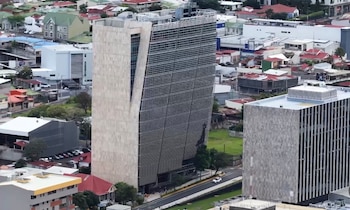 Corte Plena acordó trasladar el análisis del nuevo recorte a la Presidencia de la Corte para valorar las acciones legales y administrativas que correspondan. Crédito: Captura Presidencia de la República