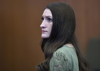 El jurado del juicio contra Lindsay Clancy quedó dividido 11 a 1 tras seis semanas de audiencias y 36 horas de deliberación (Greg Derr/The Patriot Ledger vía AP, Pool).