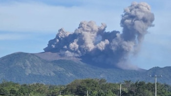 Alerta en Nicaragua por nueva actividad explosiva en el volcán Telica
