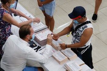 La ciudadanía salió a votar