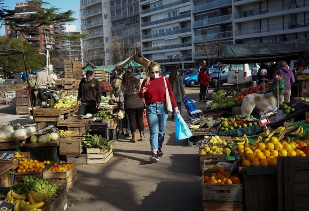 Precios en Uruguay crecen de forma controlada y superan las proyecciones del gobierno