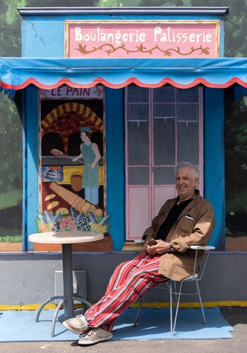 En su rincón parisino en