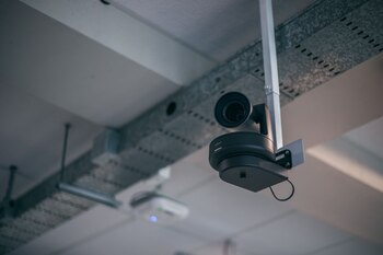 Educación híbrida: así lucen los salones tecnológicos.