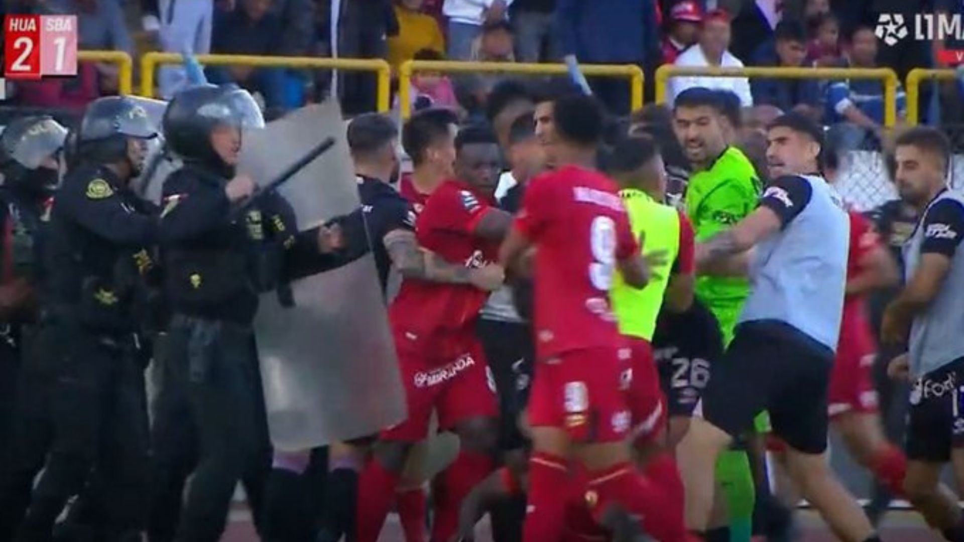 La encarnizada trifulca en el Sport Boys vs Sport Huancayo por Torneo Clausura 2026 que paralizó el partido y ocasionó expulsados