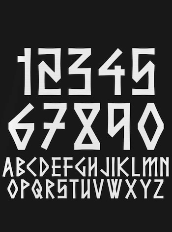 Números del cero al nueve y el alfabeto completo en letras mayúsculas blancas con un diseño geométrico y angular sobre un fondo negro