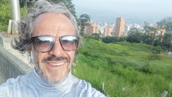 Juan Daniel Oviedo quedó endeudado