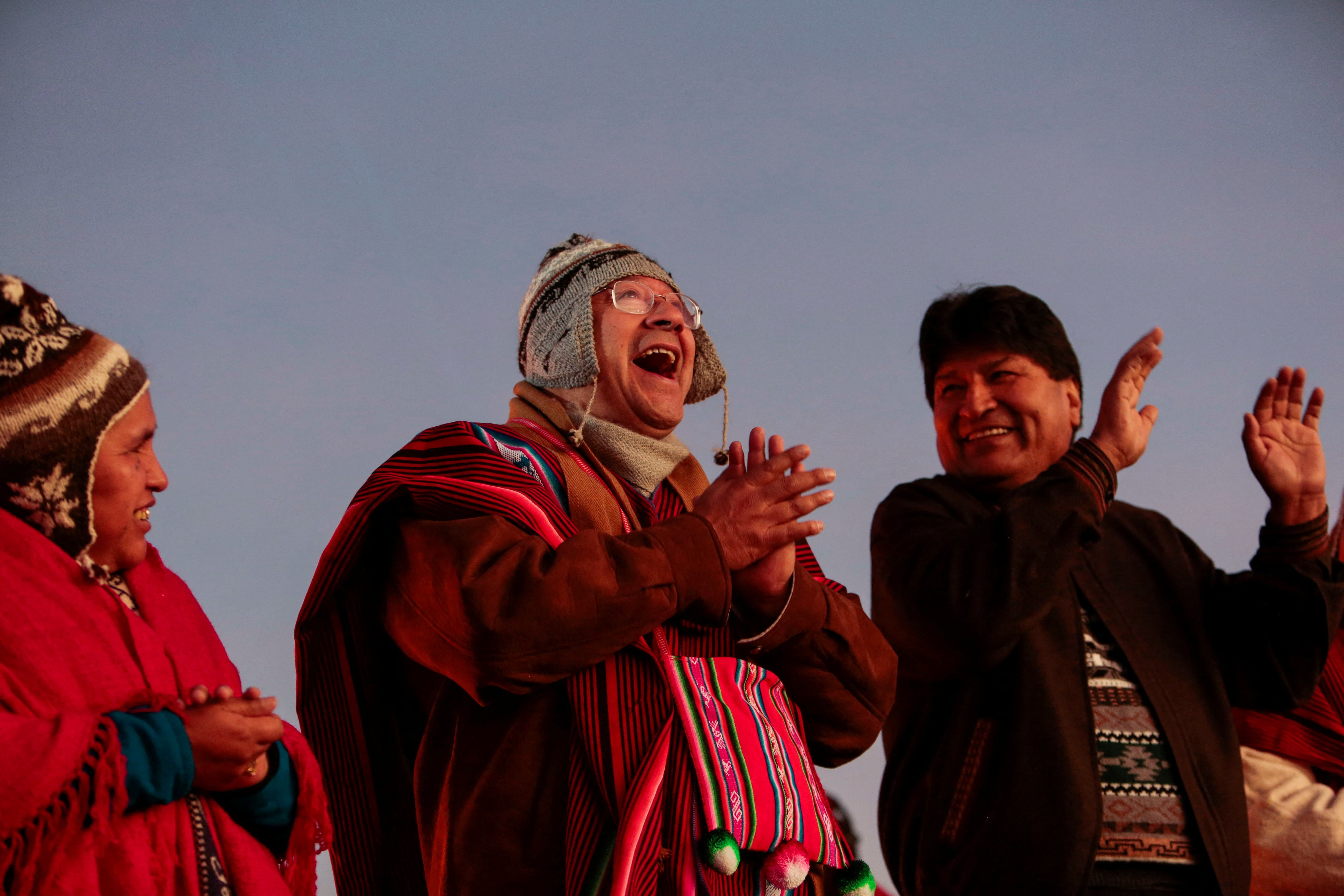 Evo Morales y Luis Arce durante una celebración por el Año Nuevo Aymara (REUTERS/Manuel Claure)