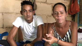 Una niña pide por la libertad de su padre en Cuba
