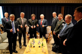Javier Milei y la comitiva argentina en la ONU junto a Benjamin Netanyahu