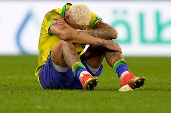 Neymar lamenta la derrota en