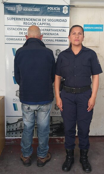 Tenía pedido de captura por