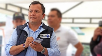 En la imagen, el alcalde