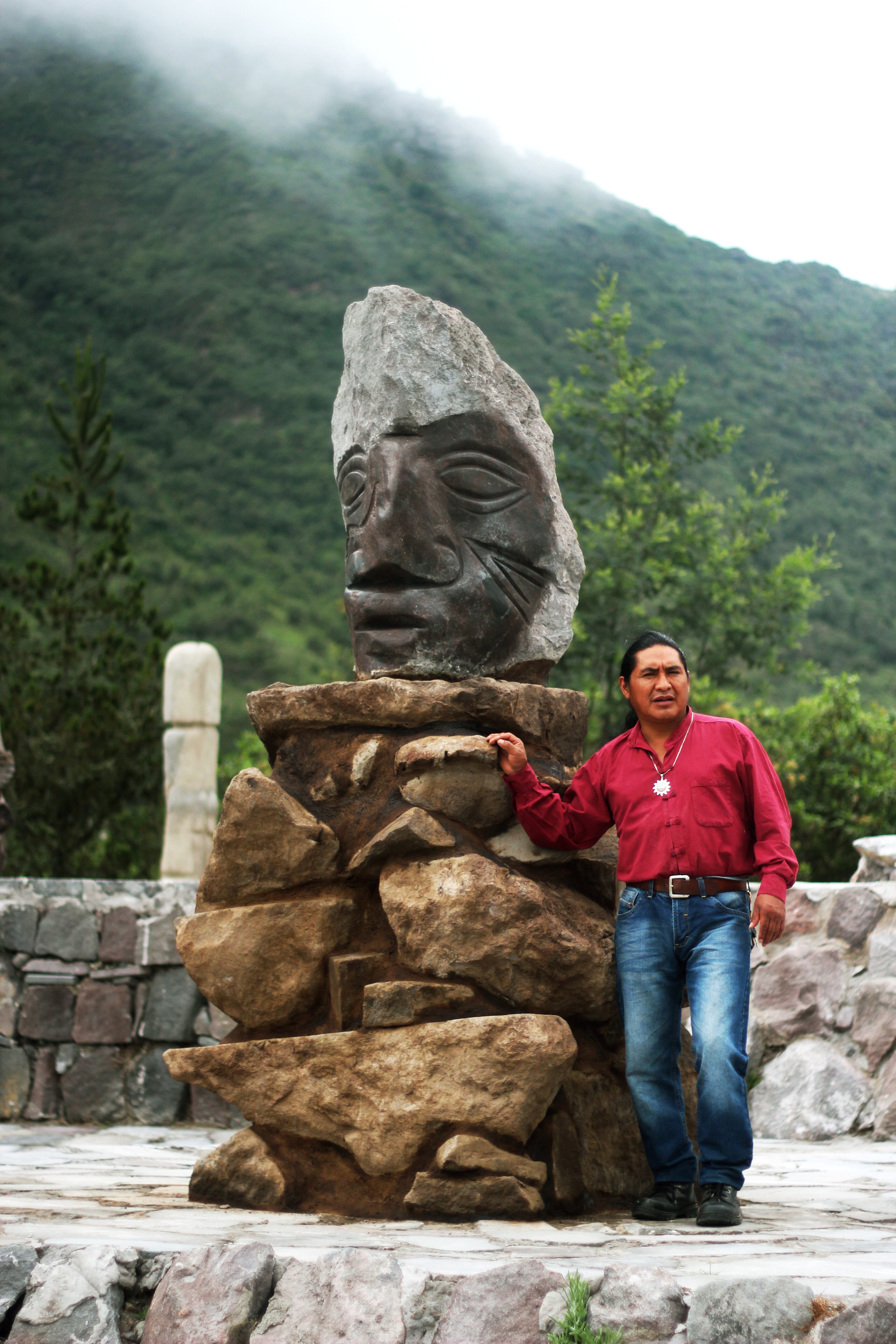 Cristóbal Ortega Mailo fundó el Museo Templo del Sol en Quito. (Drawfolio)