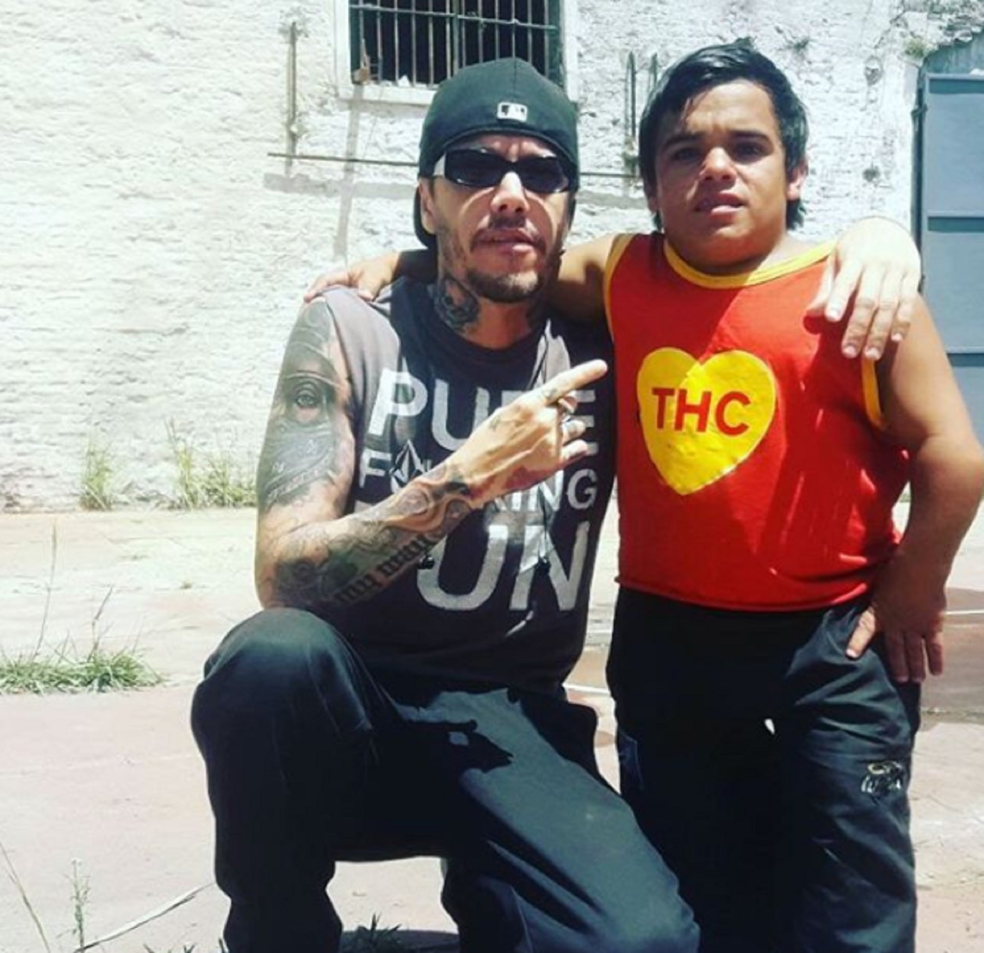 Sebastián Ortega junto a Brian Buley cuando actuó en El Marginal