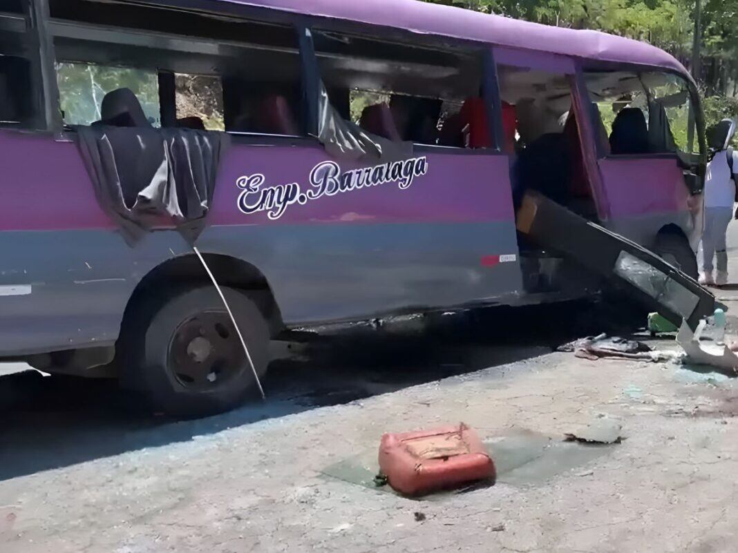 Las víctimas fueron identificadas como José Oliva, Giancarlo Chinchilla y Loany Zelaya, entre pasajero, conductor y ayudante de autobús. (Foto: Redes sociales)