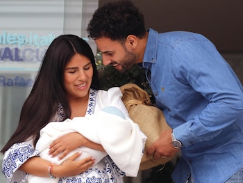 Asraf Beno e Isa Pantoja ampliaron la familia el año pasado. (Europa Press)