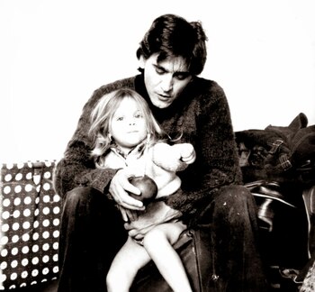 Jorge Cedrón con su hija