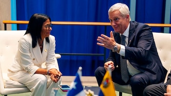 El presidente Kast se reunió con Delcy Rodríguez para agilizar las relaciones consulares