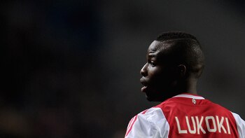 Lukoki debutó profesionalmente en el