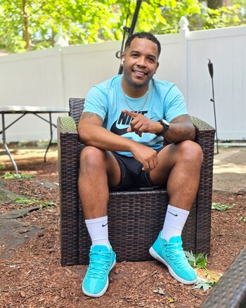 Primo de Jefferson Farfán, César