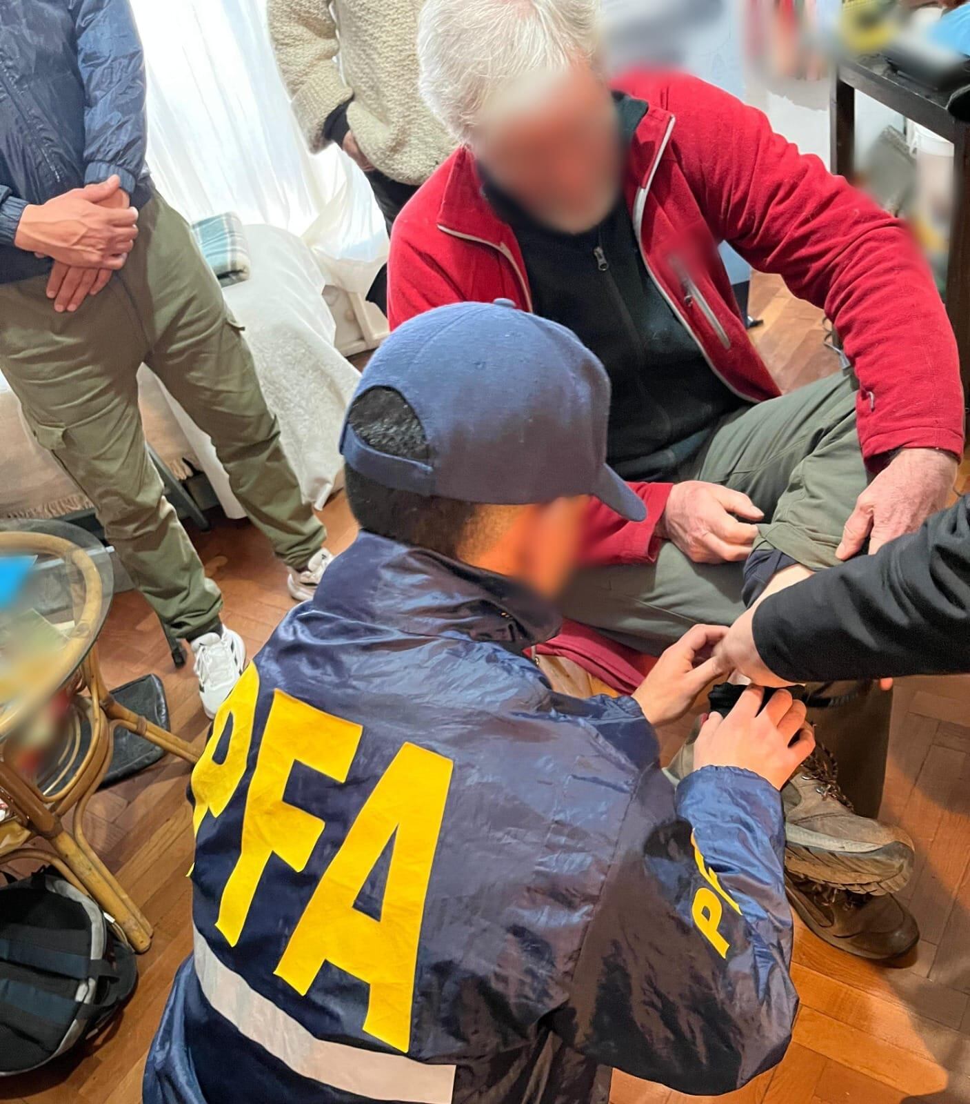 El exmilitante italiano cuenta con una condena unificada de 27 años de prisión en su país