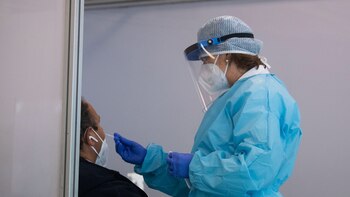 España busca captar enfermeras argentinas