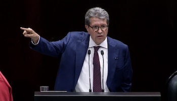 El regaño de Ricardo Monreal a la oposición por no debatir rápido la Ley Antimemes: deseaba ir al festejo de los 15 años de Morena. (Captura de pantalla)