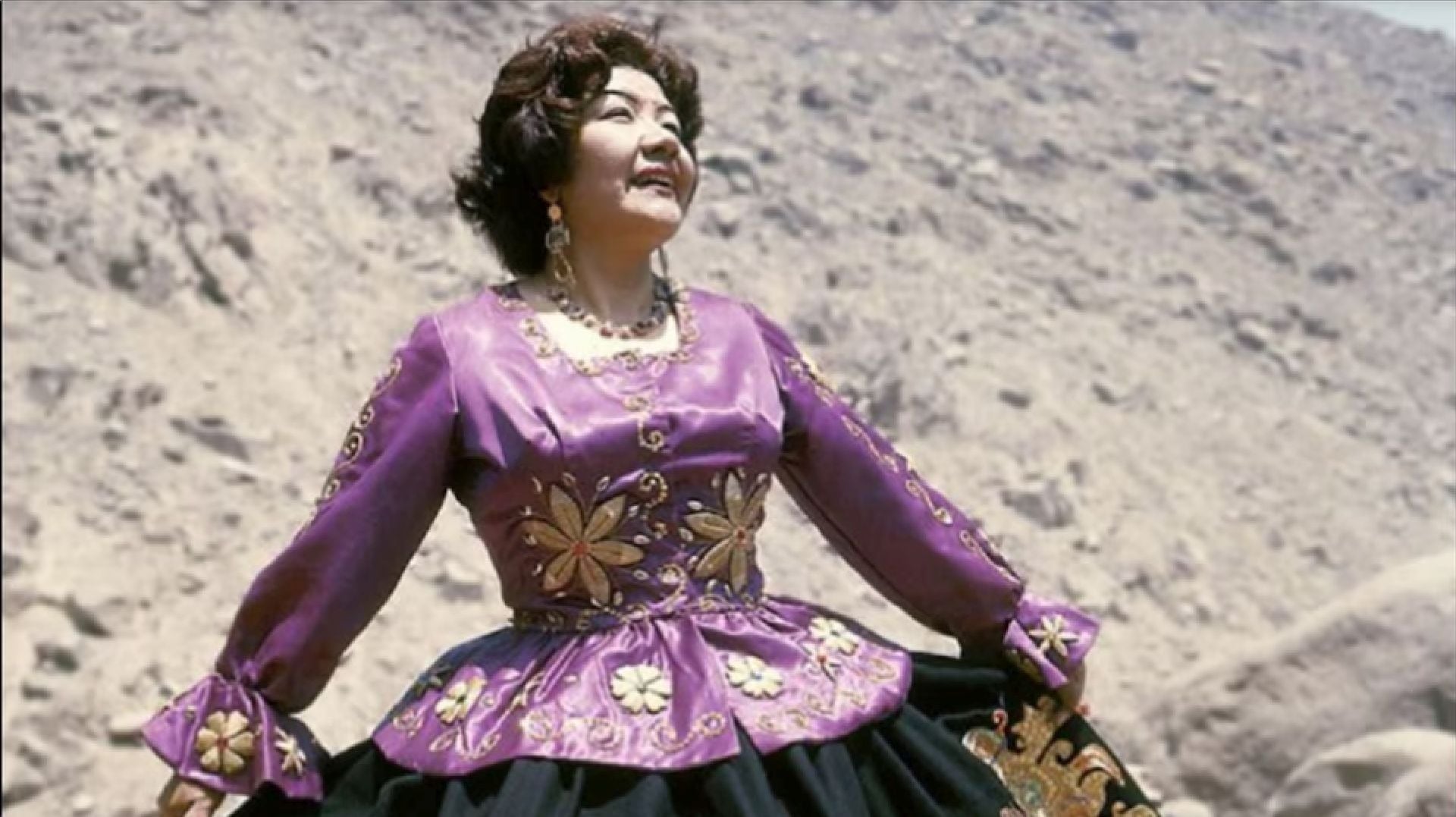 La voz de Pastorita Huaracina representó a los Andes peruanos, difundiendo tradiciones ancestrales y reafirmando la identidad cultural del país.(Arte Peruano)