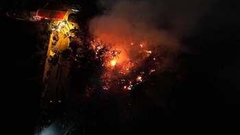 “Mi perro y todas las cosas se quemaron” en voraz incendio que consumió al menos cinco casas en República Dominicana