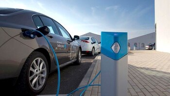 La china CATL mantiene el