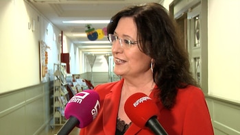 Mari Pau Domínguez firma 'Las