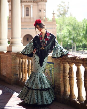 Violeta Magriñán vestira de flamenca