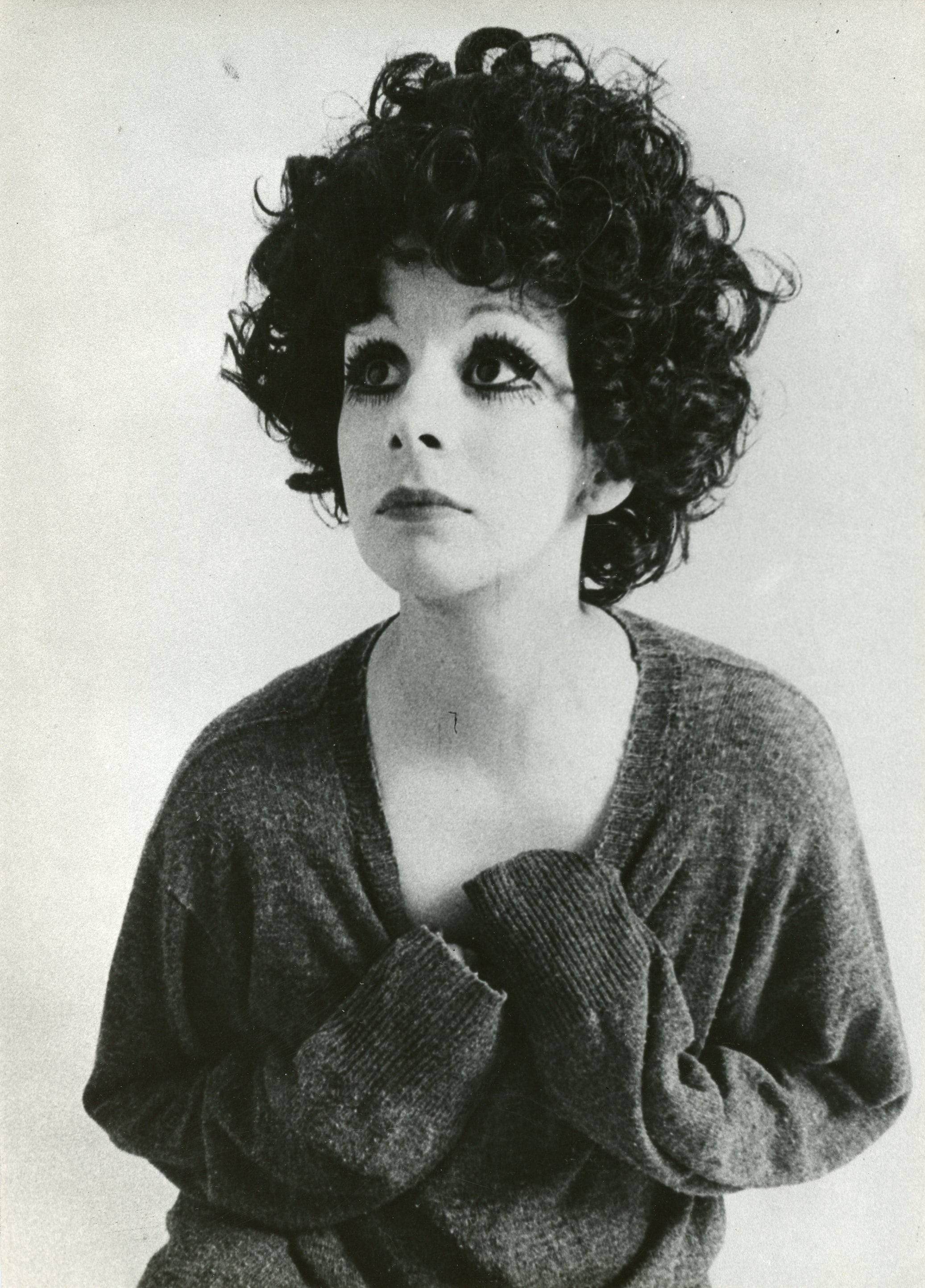 Nacha en el Instituto Di Tella, en 1969 (Fotografía Oscar Bony, Gentileza Museo Moderno)