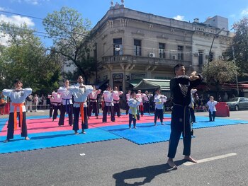 En medio de la exhibición