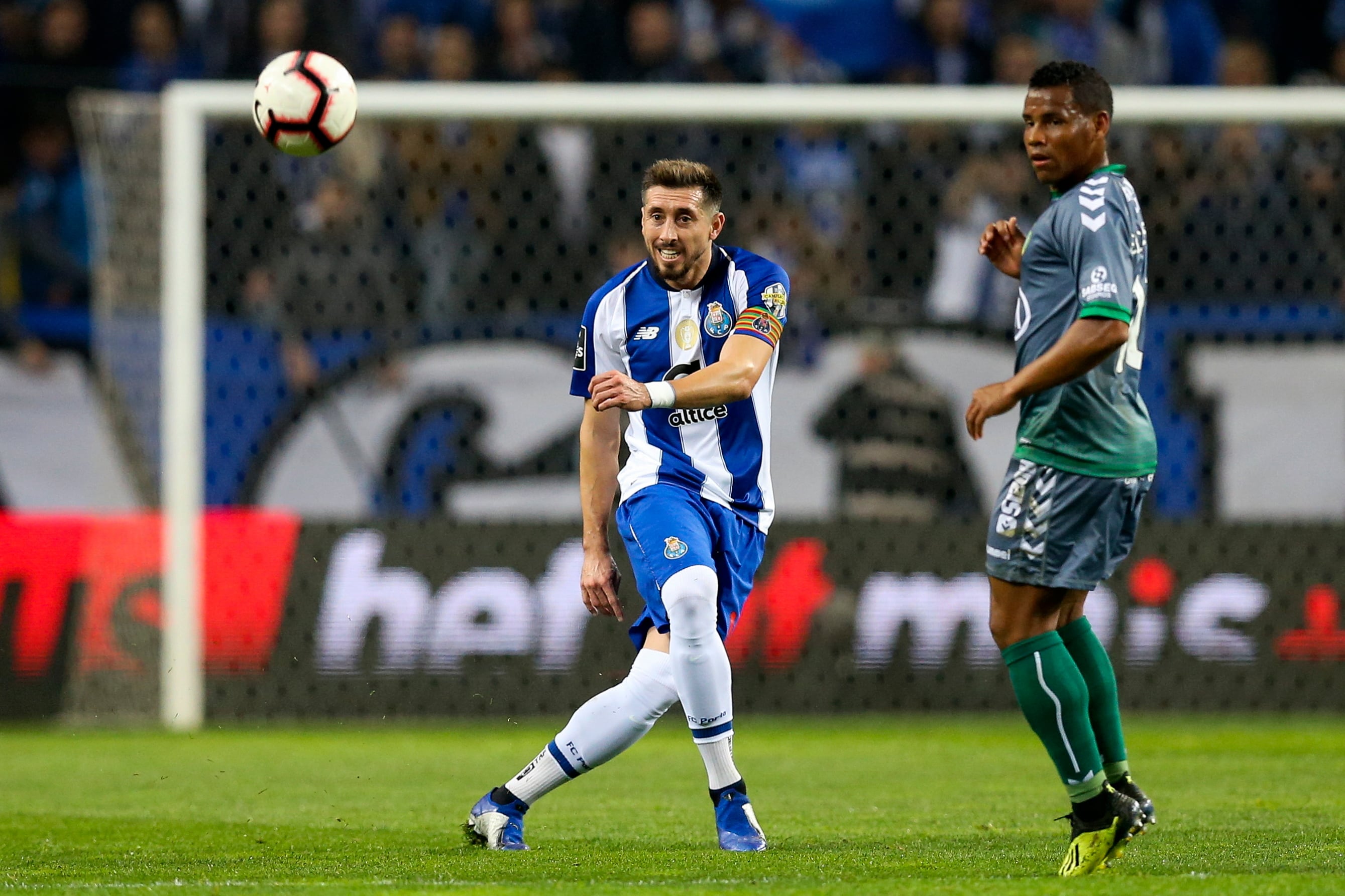 Hector Herrera fue capitán en Porto. EFE/EPA/JOSE COELHO