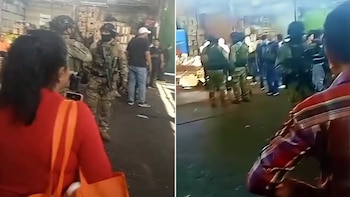 Dos imágenes muestran a policías con uniformes camuflados y armas largas en un mercado, con cajas y personas de fondo; una mujer en primer plano sostiene un teléfono