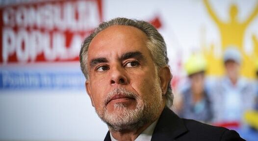 El ministro del Interior, Armando Benedetti, defendió la facultad del presidente Gustavo Petro de convocar la consulta popular por decreto - crédito Colprensa