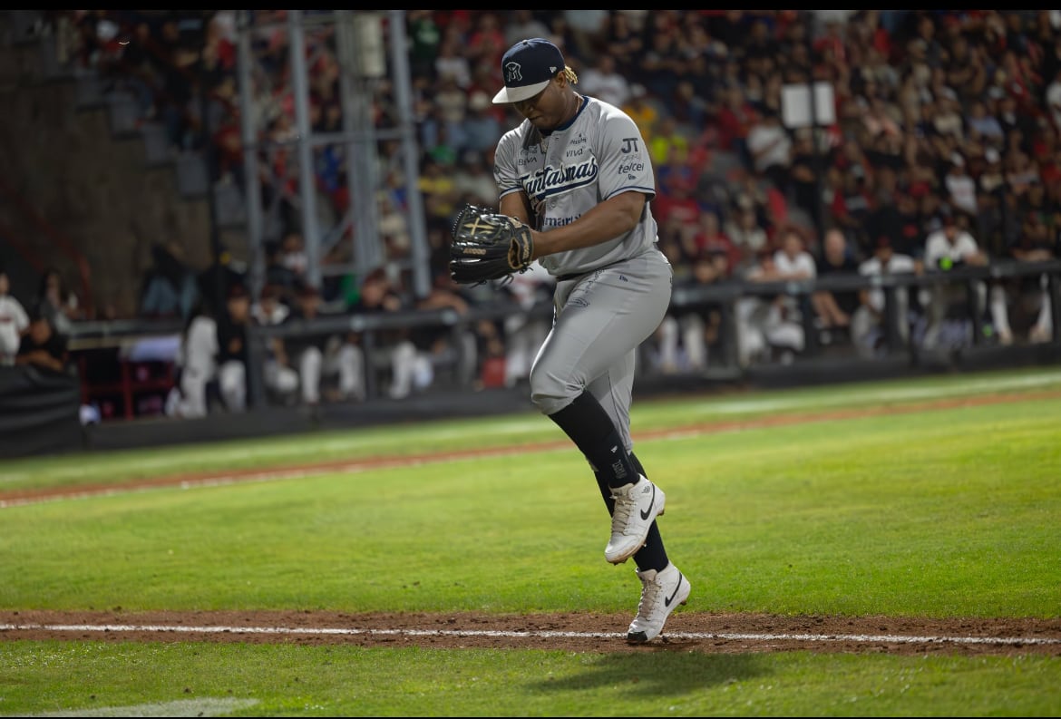 Los Fantasmas Grises vencieron 6-2 a Caliente de Durango (Sultanes de Monterrey)