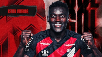 El colombiano Kevin Viveros hizo doblete y volvió al liderato de la tabla de goleadores en Brasil: así va el mano a mano