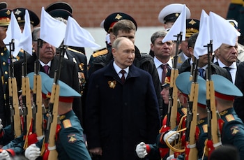 Riester describió a Francia como una “democracia atacada desde adentro y desde afuera” por actores como Vladimir Putin (REUTERS)